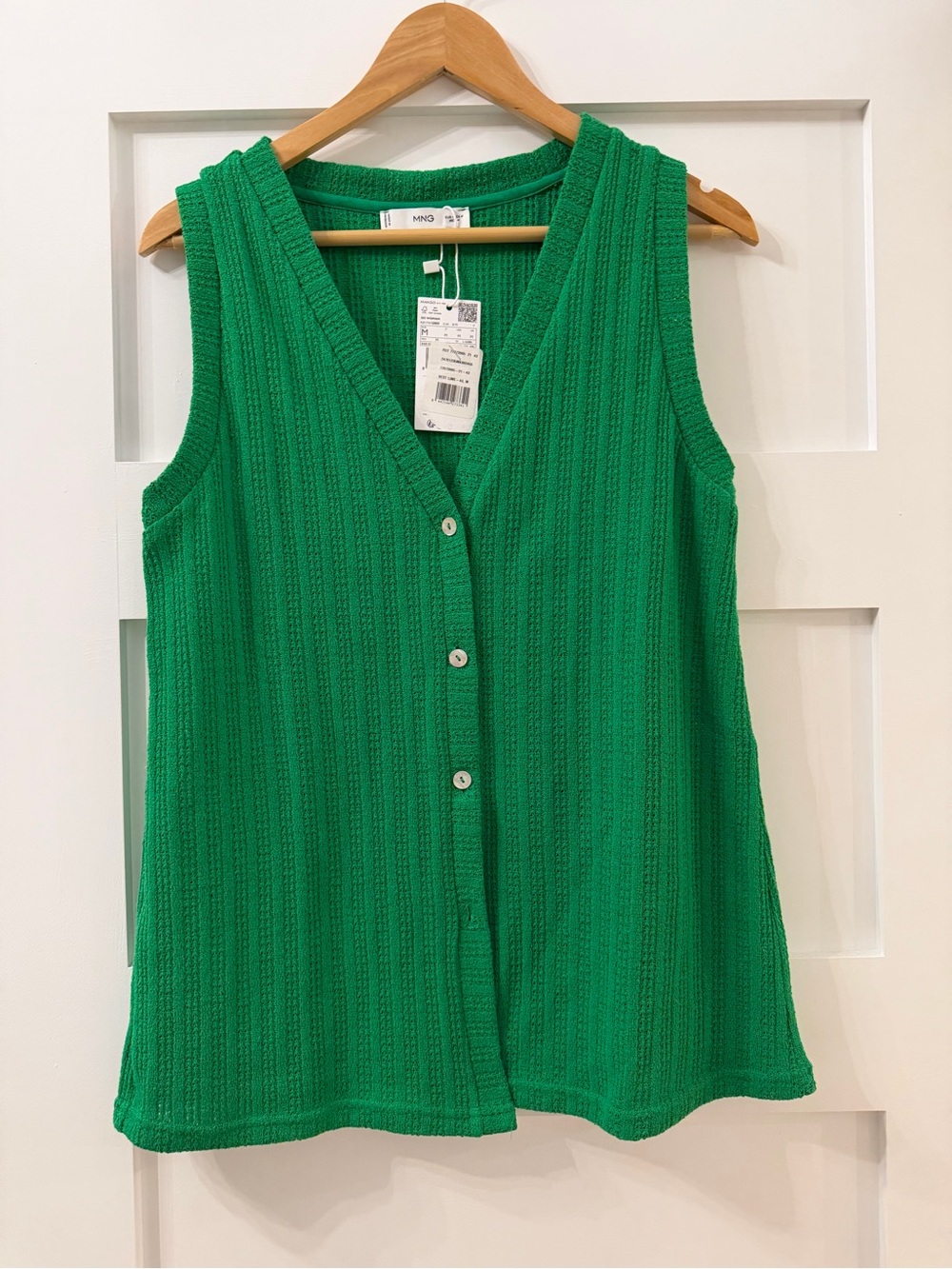 Mango Bright Green Ribbed V-Neck Button Tank - Picture 2 of 4